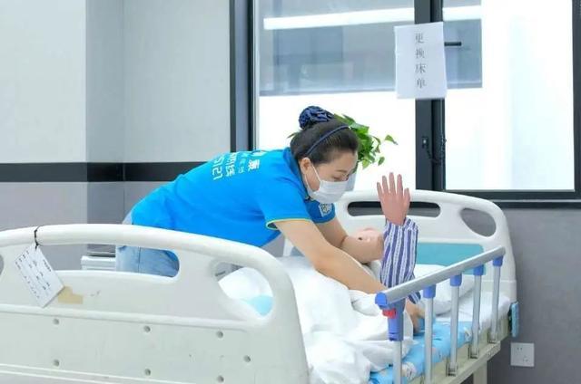 杨浦区长护之星选树活动_天津长护险护理体验_上海长护险护理员职业技能竞赛