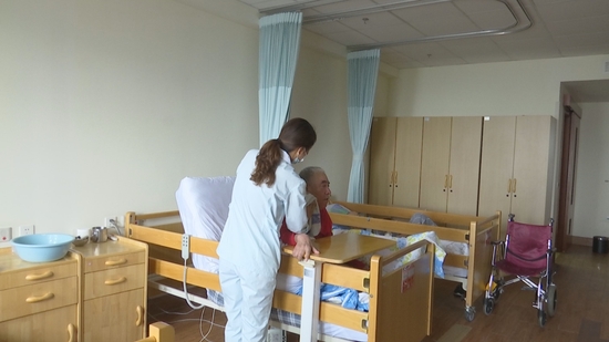 天津失能护理工作室_滨海新区长期护理保险报销_天津市长期护理保险试点