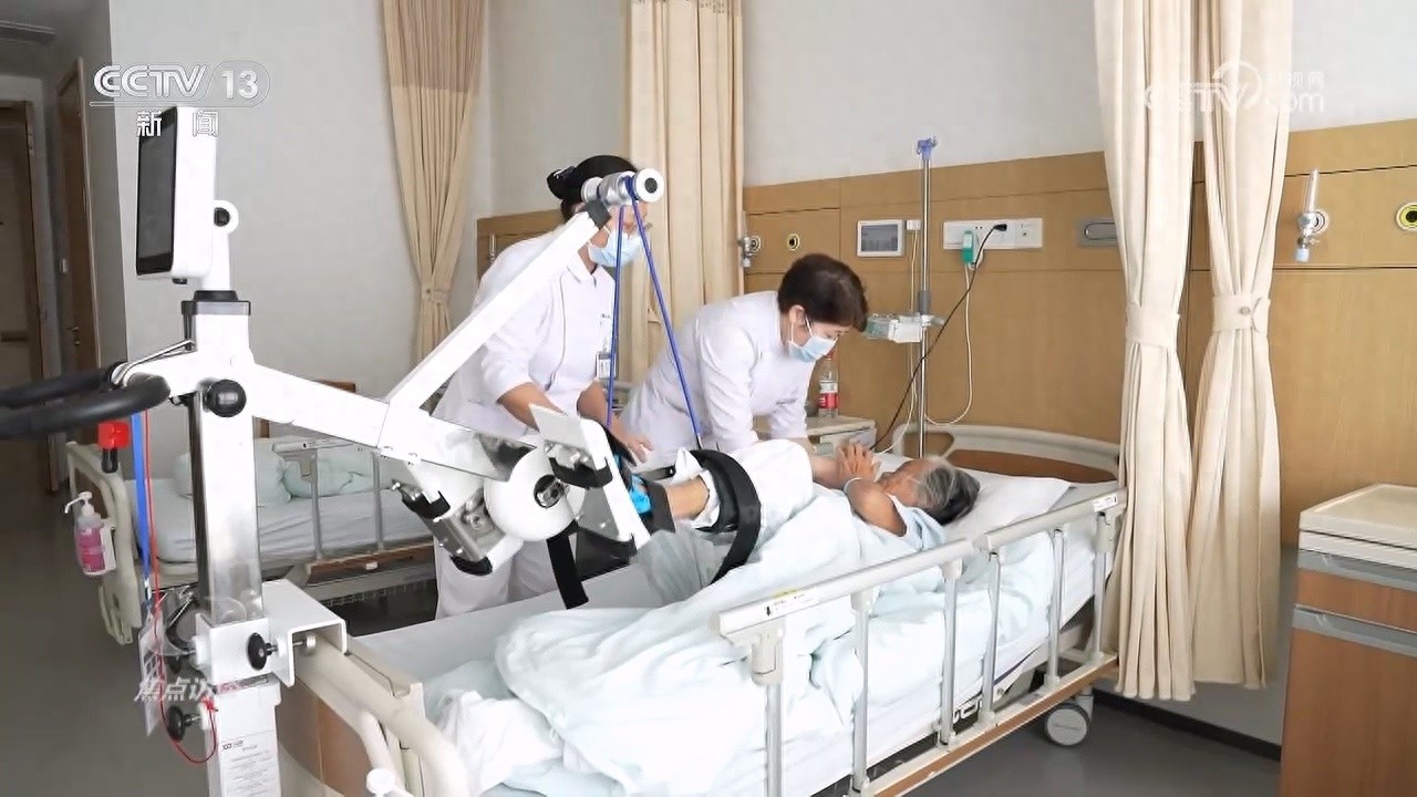 免陪照护服务_护理员服务质量_天津24h护工政策