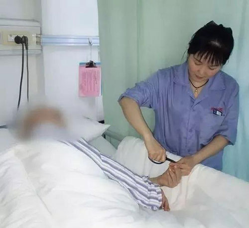 天津环湖医院护工费用_天津环湖医院护工服务电话_天津医院护工攻略