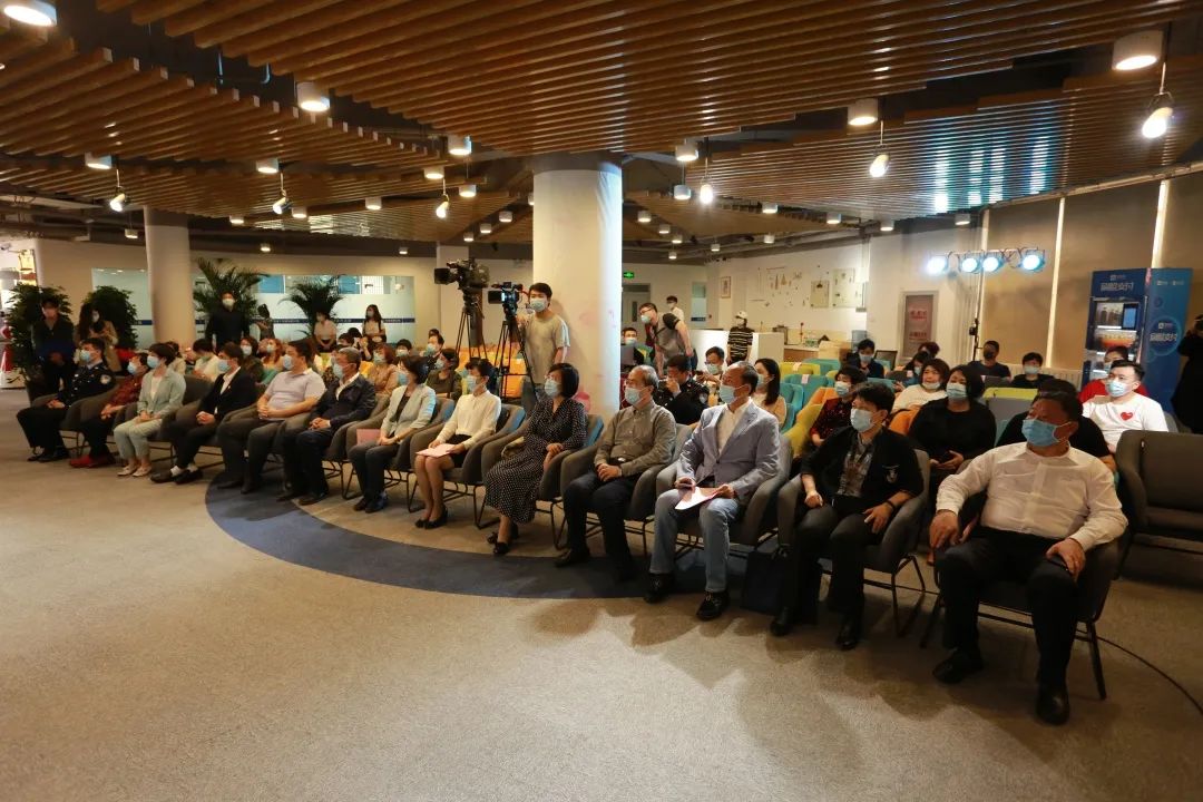 天津市寻找最美家庭活动_天津住家护工新闻_天津市抗疫最美家庭活动