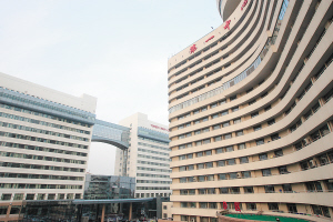 天津市中医一附院新址建设_天津市人民医院病床增加_天津医院排队