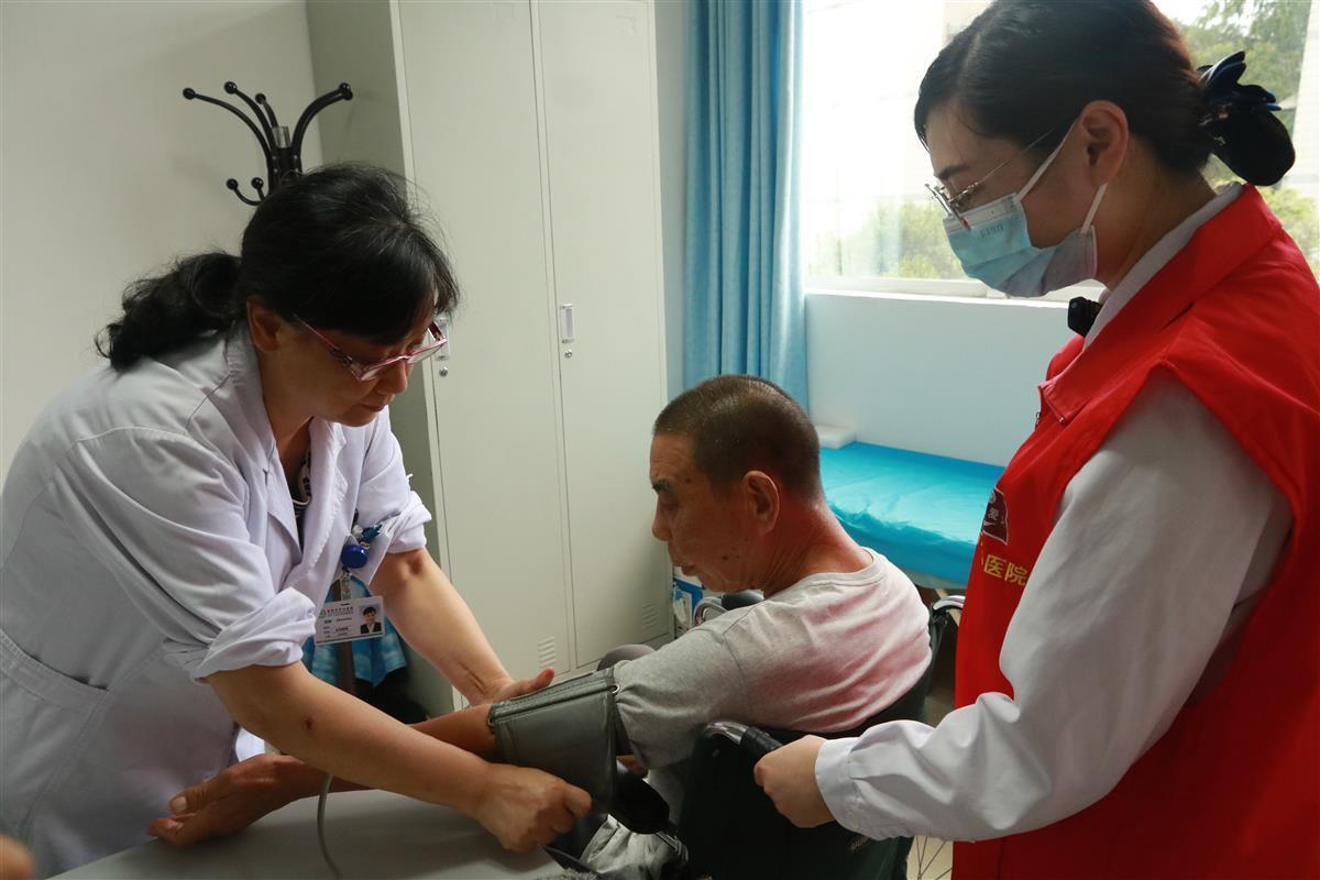 全程陪诊服务体验_襄阳市中心医院亲情陪诊免费服务_天津陪诊师预约