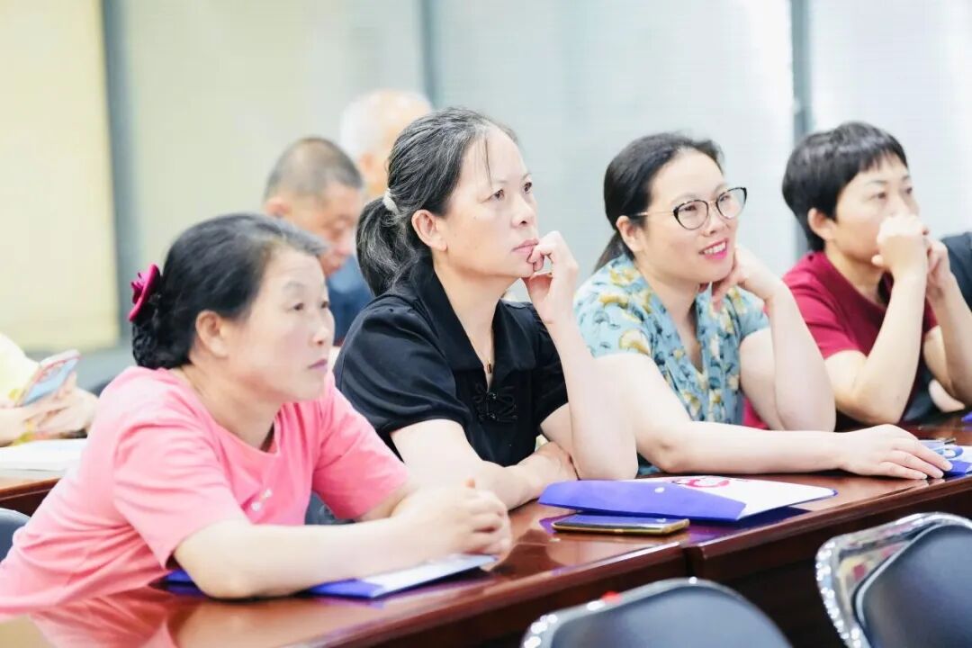 天津失能护理体验_失能老人家庭照护技巧_居家养老照护培训